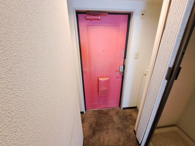 ピーターハウス甲子園の玄関