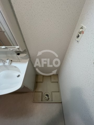 アミュゼ新大阪の洗面所|ア・ミュゼ新大阪　洗濯パン