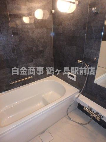 クレードルわかばの浴室