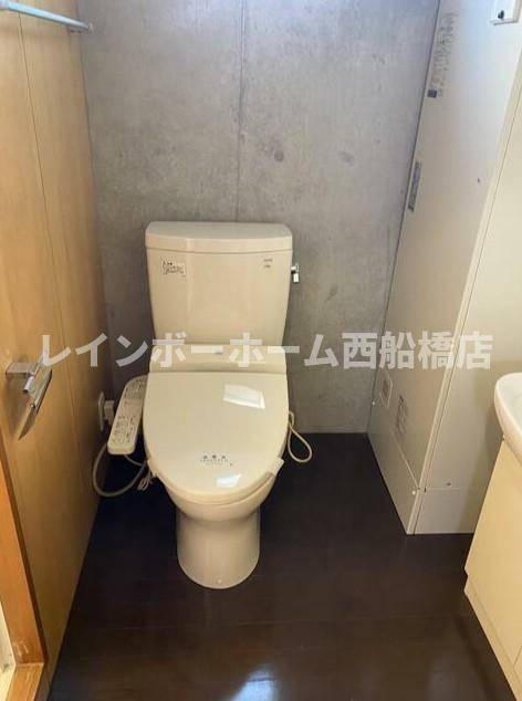 ベルクレール伍番館のトイレ