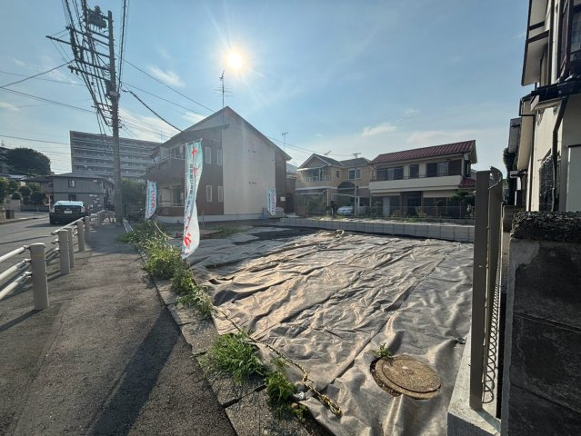 八王子市東浅川町　1号地の前面道路含む現地写真|便利さと静けさを両立した、心から落ち着ける暮らしがここにあります。