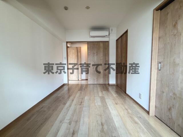 レジディア入谷の寝室