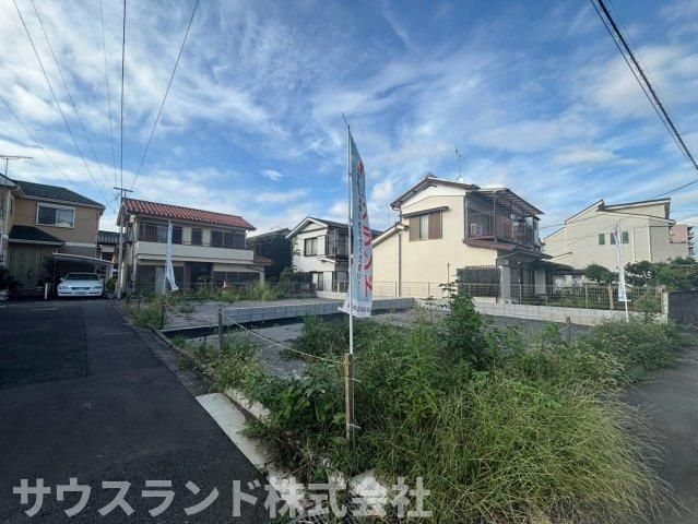 八王子市東浅川町　2号地の前面道路含む現地写真|自然と利便性のバランスが心地よい、穏やかな街並み。