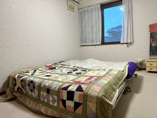 栃木市藤岡町藤岡　中古戸建の洋室