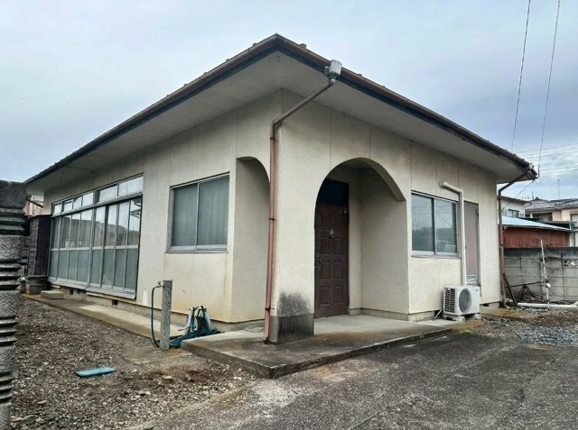 南向き広縁付きの平屋。自分好みの改修が可能 栃木県栃木市城内町二丁目 
