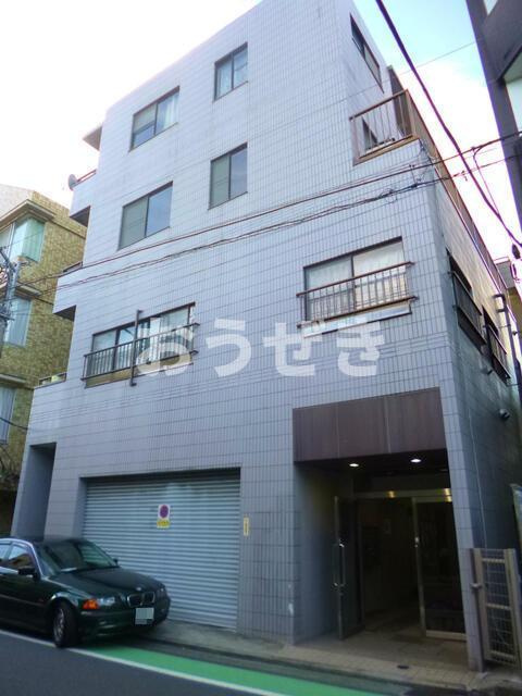 ユウキビル横浜の外観