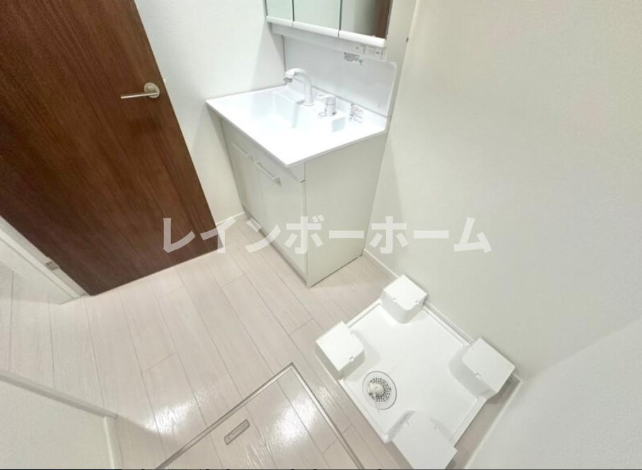 ＭＯＫ－ＴＥＲＲＡＣＥ新松戸【仲介手数料：50％OFF】対象物件！の洗面所|コンパクトで使いやすい洗面所