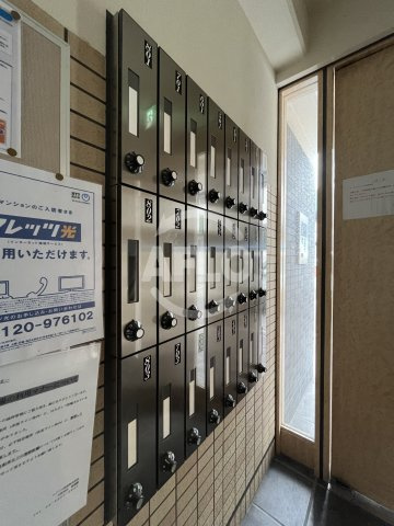 ラ・リヴィエールのその他共用部分|メールボックス
