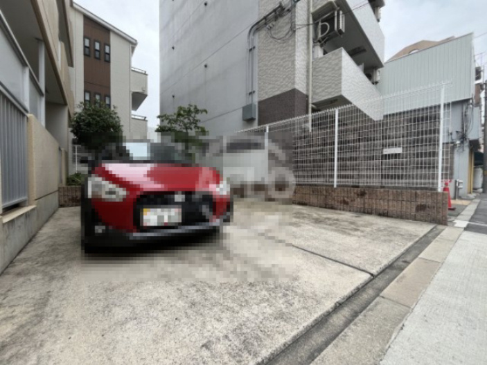 ラ・リヴィエールの駐車場|駐車場