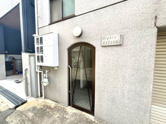 ハイツ片岡のエントランス