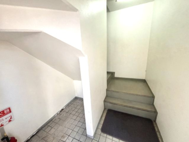 ハイツ片岡のロビー