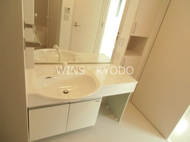 世田谷区経堂１丁目の賃貸マンションの洗面所