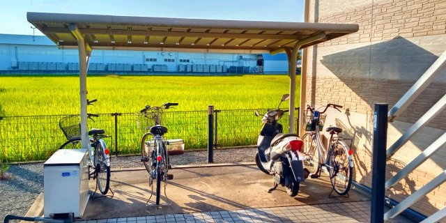 【その他】 | レオパレスライフタナカⅡ | 屋根付き駐輪場