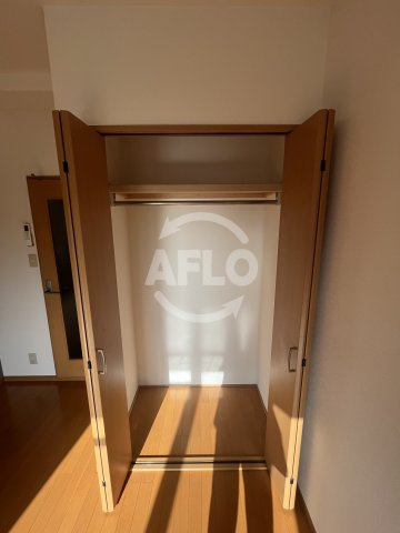 ラフォーレ上新庄の収納|ラ・フォーレ上新庄　クローゼット