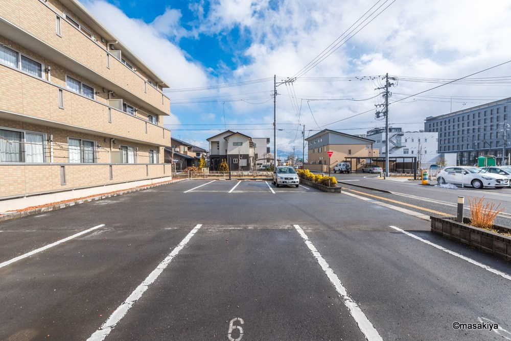 パークサイドの駐車場|駐車場