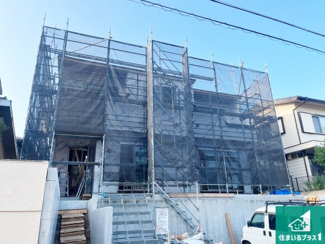 神戸市須磨区若草町　第2期　新築一戸建ての外観|周辺は落ち着いた街並みの住宅地！子育てがしやすい住環境です！まだ未完成ですが、現地でしかわからない事もございます。是非一度ご覧ください。
