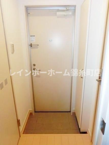 プレジールの玄関
