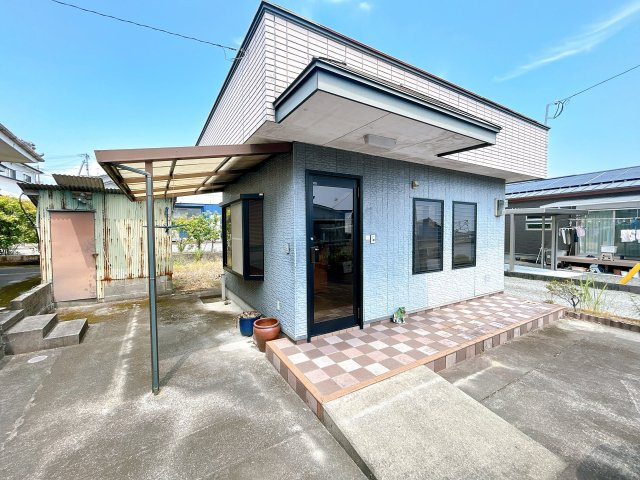 都城市志比田町の中古一戸建の外観|店舗