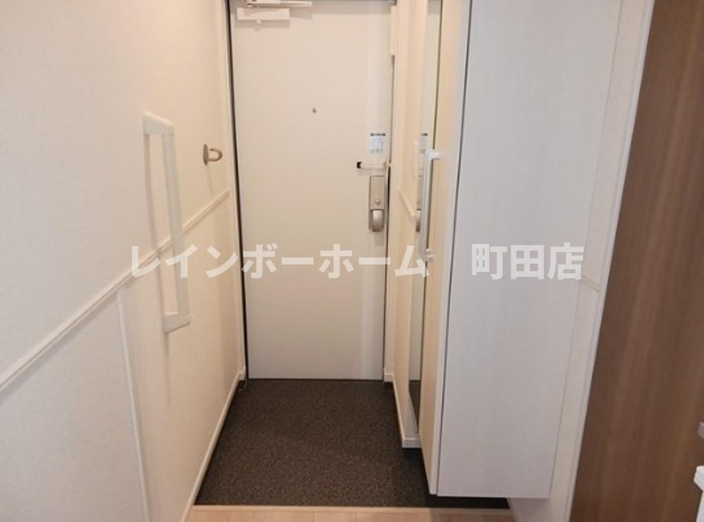 グローブレジデンス2※初期費用分割あと払いサービス利用可能物件の玄関