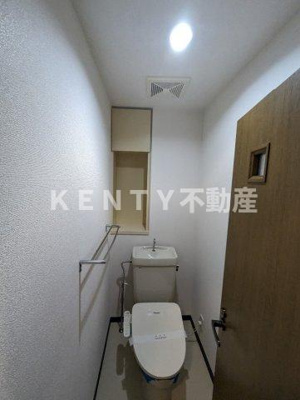 【トイレ】 | セリゼ雪が谷 | 落ち着いた色調のトイレです
別部屋参考写真