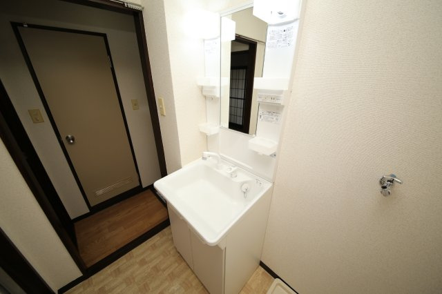 サンライズ久喜Ⅰの独立洗面台