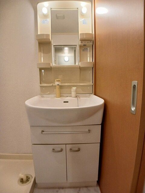 アルモニ～Ｔ＆Ｍの独立洗面台