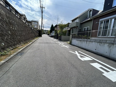 【前面道路含む現地写真】 | 港南台戸建て