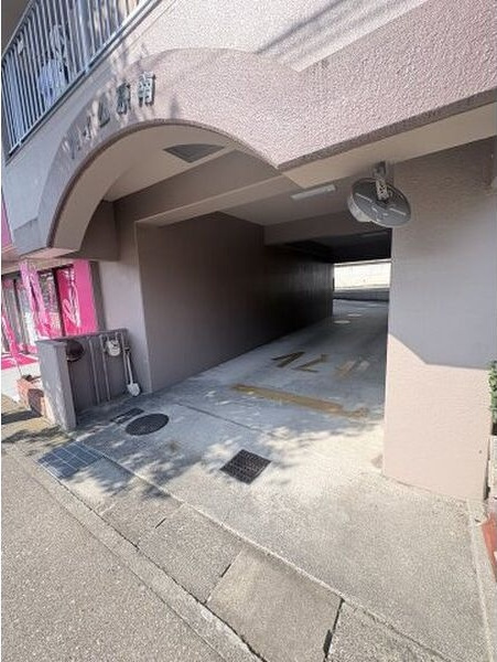 ハイム原南のエントランス