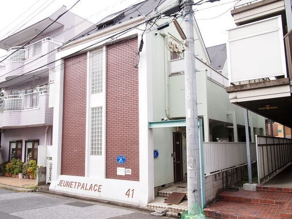 ジュネパレス新松戸第４１の外観