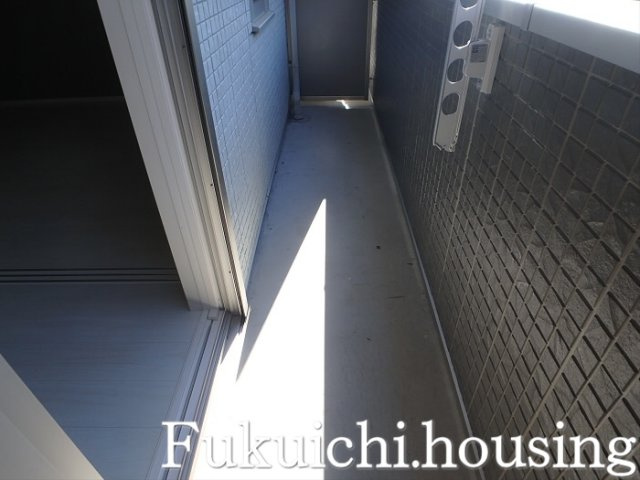 ＣＲＥＳＣＥＮＴＥ経堂壱番館のバルコニー