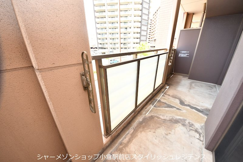 VERDE大手町のバルコニー