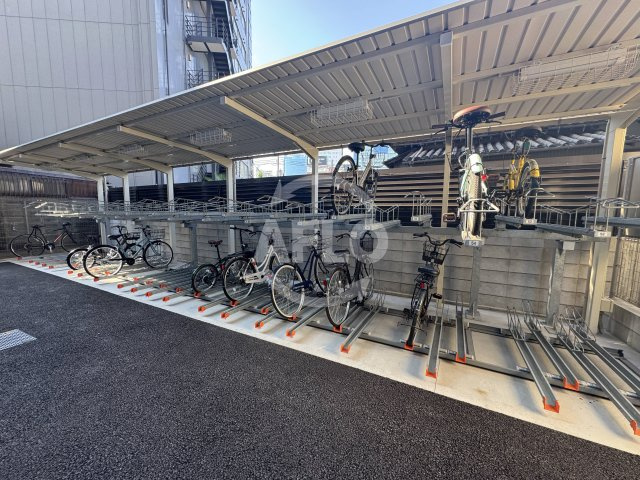 バウスフラッツ新大阪のその他共用部分|バウスフラッツ新大阪　駐輪場