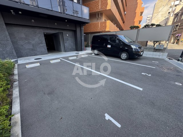 バウスフラッツ新大阪の駐車場|バウスフラッツ新大阪　駐車場
