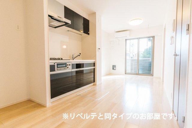 レジデンス　マイの居間・リビング|居間です
