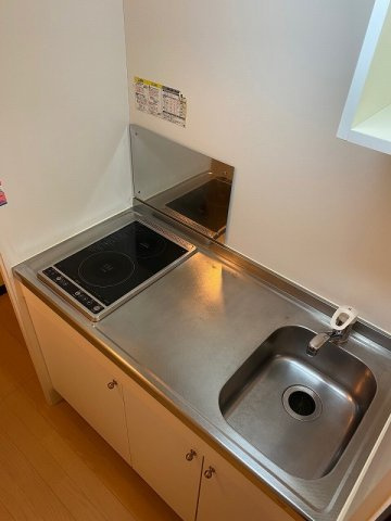 レオネクストハイツ忘れな草のキッチン|設備・仕様は号室により異なる為、現況を優先致します。