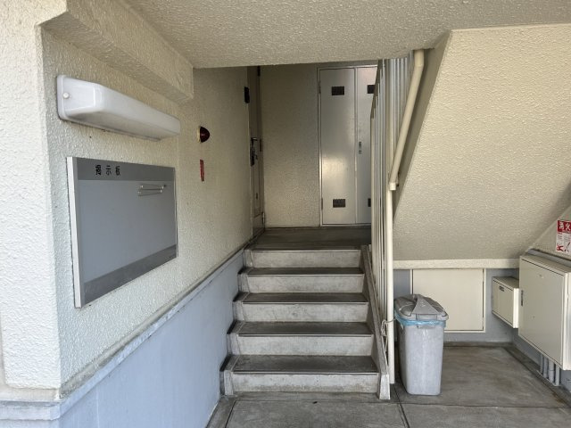 リバーサイド春日手のロビー