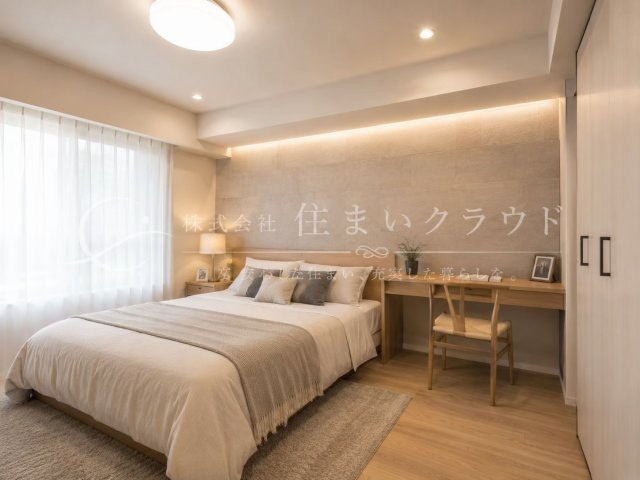 ニューライフ金沢文庫A棟の洋室|～Bedroom～
落ち着いた色合いのクロスや床材を選ぶことで、ゆっくり休める寝室空間へ。
画像はリノベーション後の参考イメージです。間取りや仕様により仕上がりは異なります。