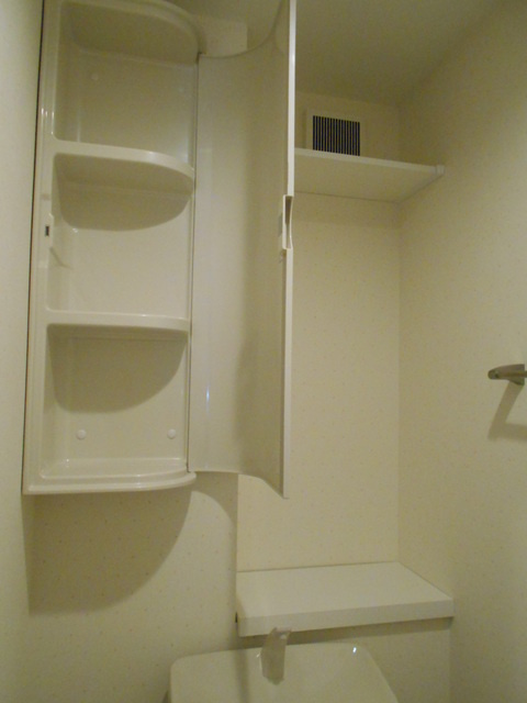 クレール中延のトイレ|★トイレ内棚・収納★