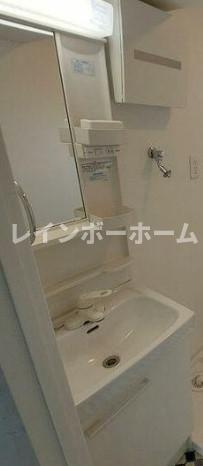 グランドハイツ成増の独立洗面台