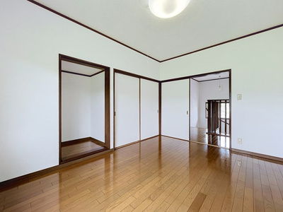 【居間・リビング】 | 福原町7番4戸建
