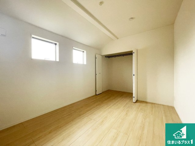 ♦藤井寺市陵南町　第1期　新築一戸建ての洋室|シンプルな洋室は、自分好みのインテリアが楽しめます♪ご家族とインテリアや家具を選びに行くのは入居時の醍醐味の一つです。ぜひお楽しみください♪