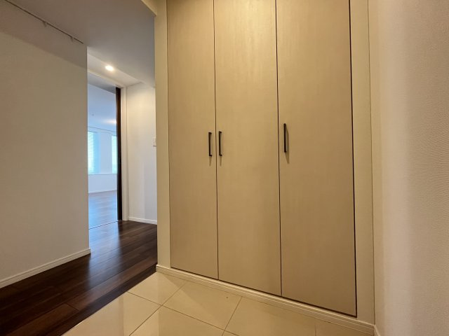 【玄関】