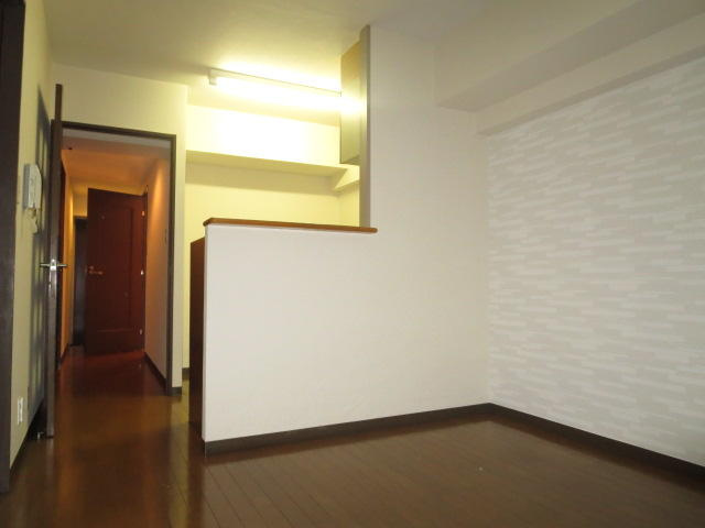 川崎市高津区久地４丁目の賃貸マンションの内装|他の部屋の写真です。