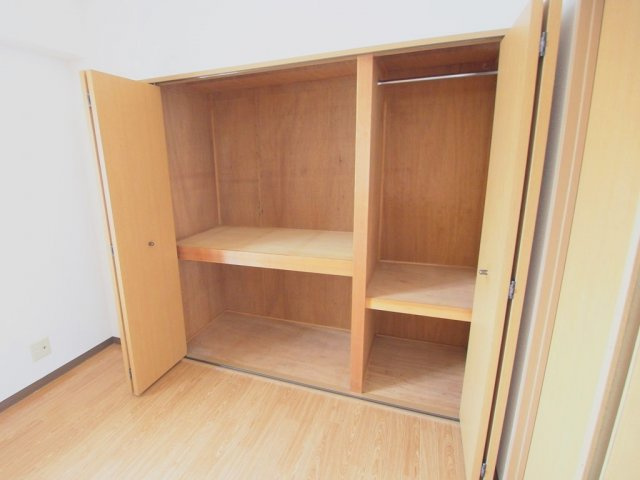 アヴァンセ中筋の収納