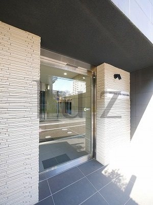 アーバネージュ新横浜のエントランス