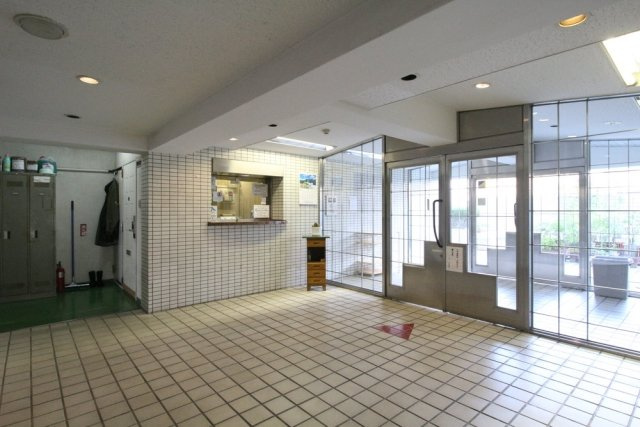 キャッスルマンション戸越公園のロビー|落ち着いたロビーです