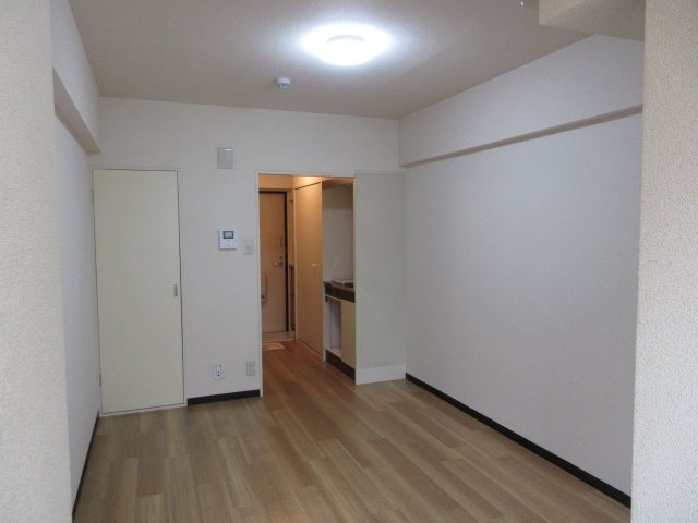 ル・ビラージュ日吉の居間・リビング|別部屋の参考写真になります