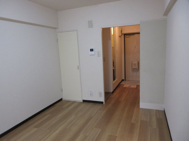 ル・ビラージュ日吉の居間・リビング|別部屋の参考写真になります