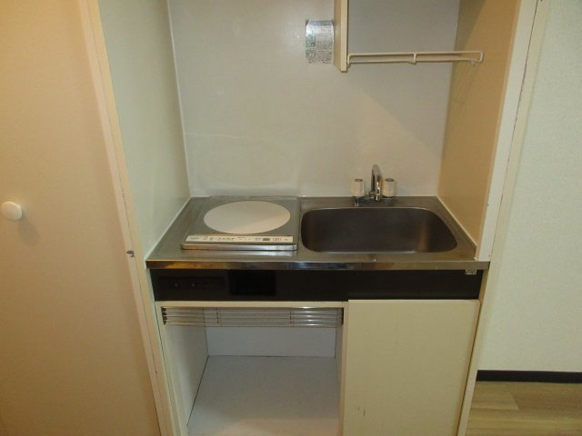 ル・ビラージュ日吉のキッチン|別部屋の参考写真になります