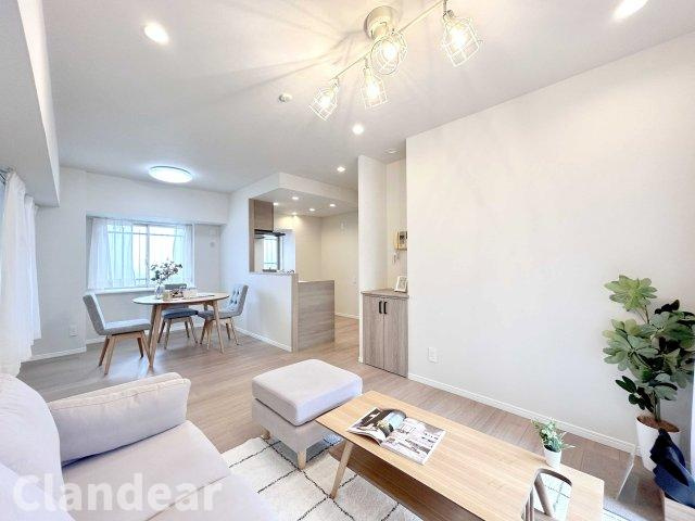 ヴェルデゾーナ新八柱の内観：施工例|※【施工例】内装イメージ写真です。色・サイズなど実際と異なる場合がございます